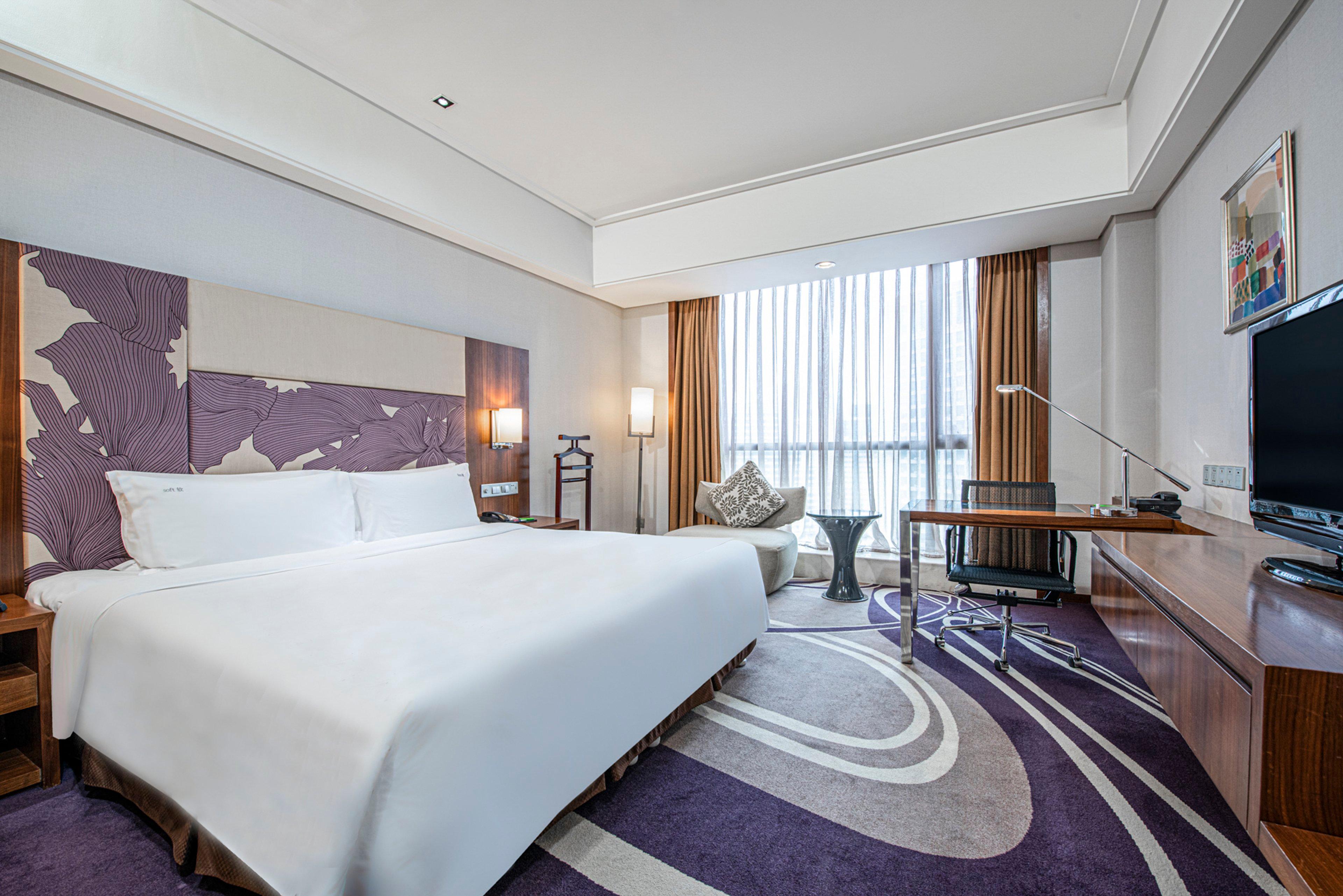 Holiday Inn Qingdao City Center By Ihg - May 4Th Square Exterior photo